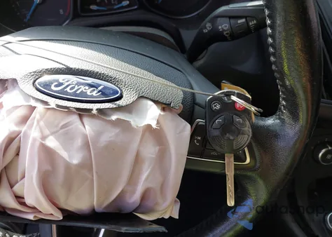 2016 Ford Focus Se z USA, uszkodzony, nr VIN 1FADP3F20GL391138